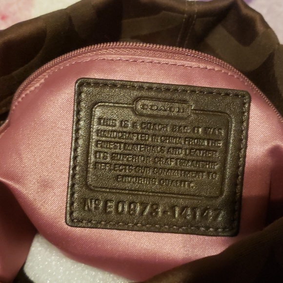 Coach bag and wristlet set - Picture 2 of 4